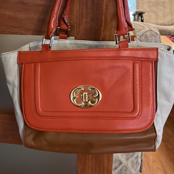 Emma Fox shoulder bag - Picture 2 of 15